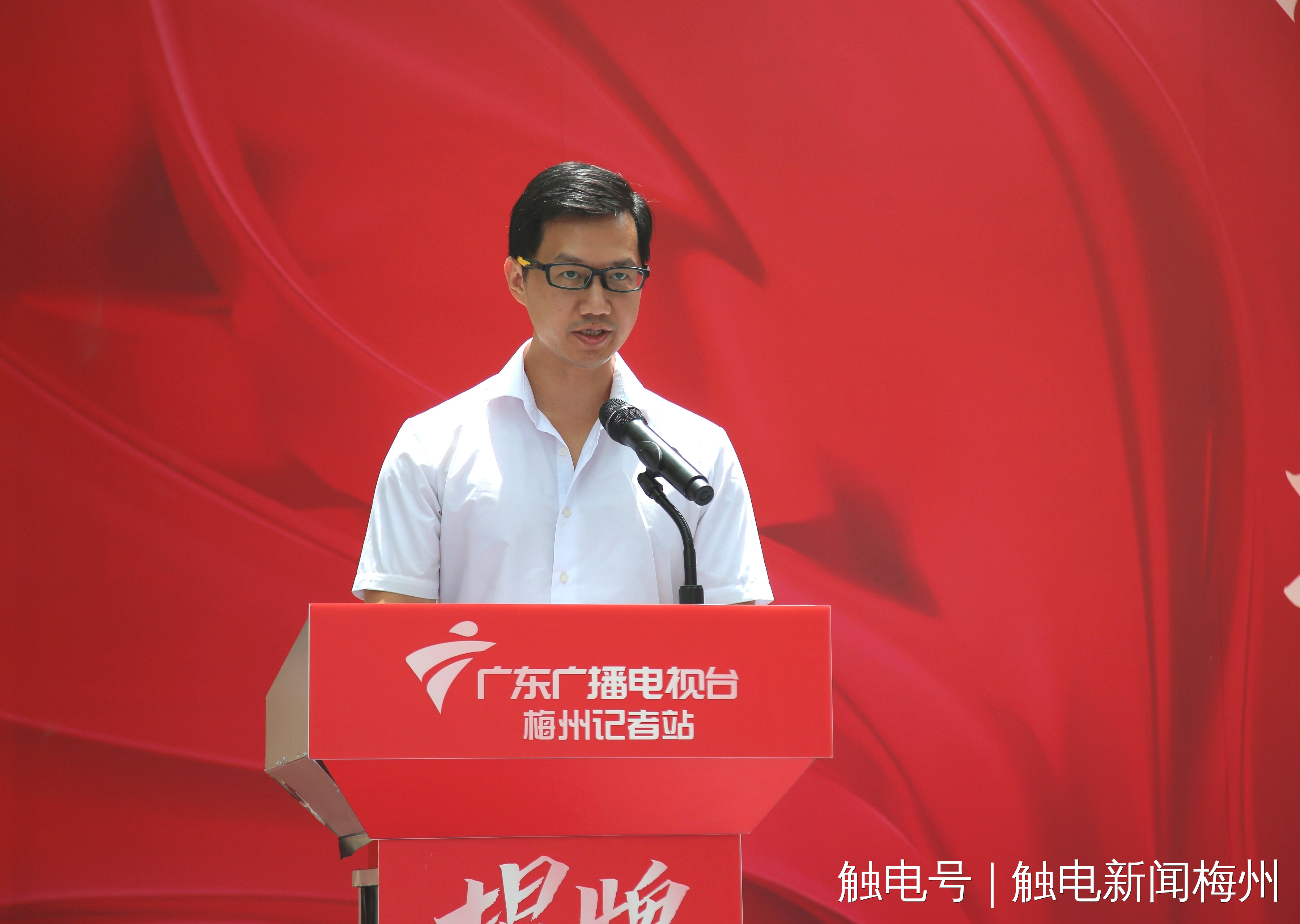 梅州记者站负责人朱思东介绍建站概况
