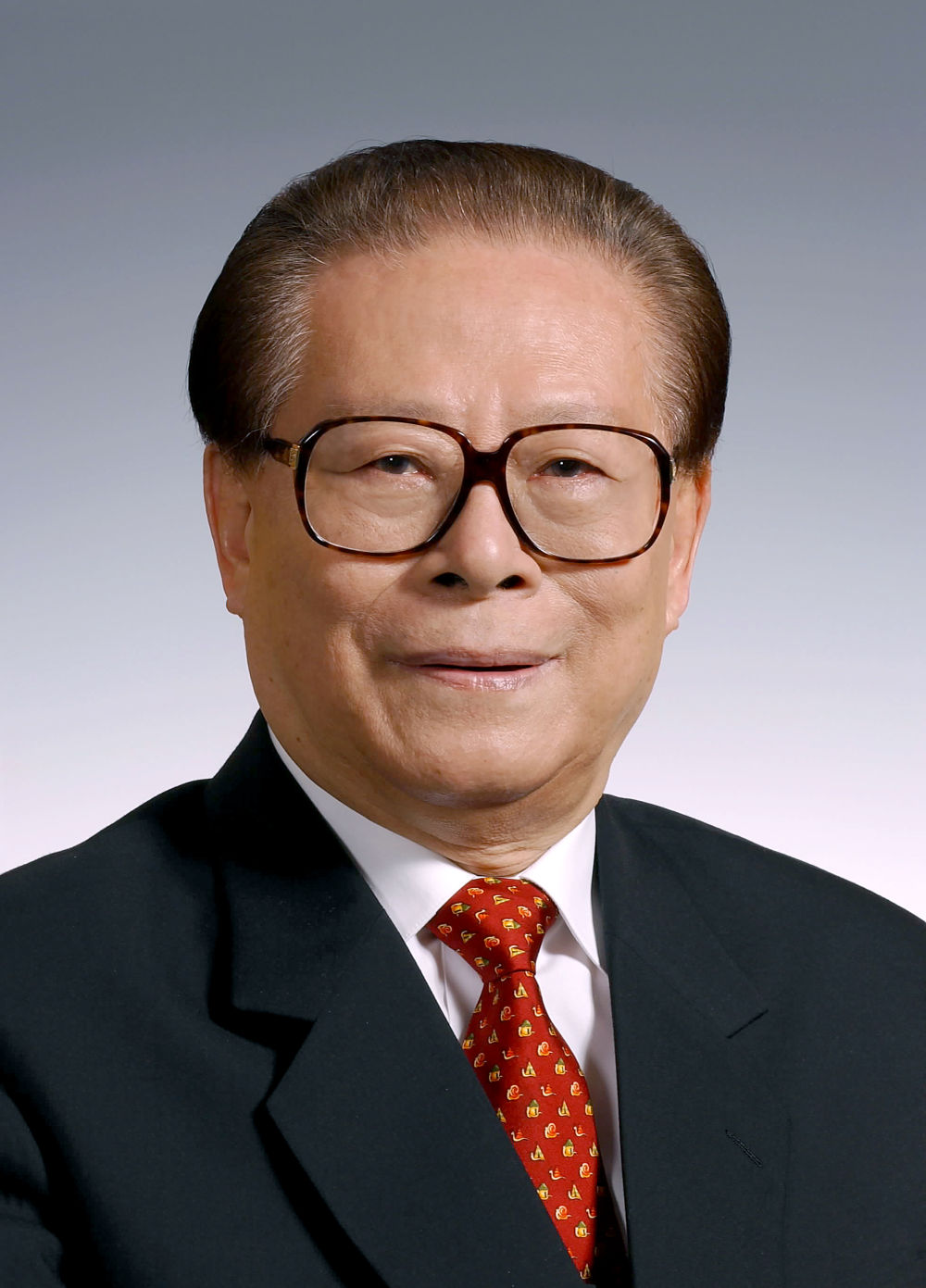 江泽民同志遗像 新华社发